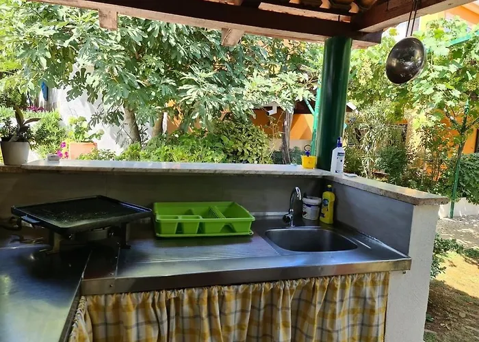 Cherry Comfortable Holiday home Vinkuran